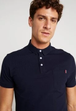 Pier One Tricolore Trim- Poloshirt - Dark Blue 11 Pier One Tricolore Trim- Poloshirt - Dark Blue -Herenkleding Winkel 47c7f0ab95604072a45d1fa23cdb87d5