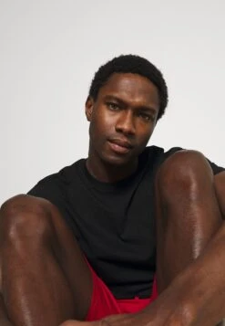 Pier One 3 Pack - Pyjamabroek - Black/Mottled Dark Grey/Red -Herenkleding Winkel 4f57fa2361ff43dba0b55c4847802e72