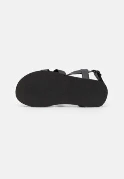 Pier One Teensandalen - Black 10 Pier One Teensandalen - Black -Herenkleding Winkel 549a6f7ece51423699bd76c8deeec8bf