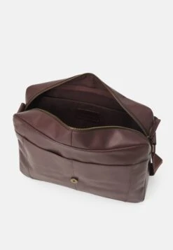 Pier One Leather Unisex - Laptoptas - Brown 6 Pier One Leather Unisex - Laptoptas - Brown -Herenkleding Winkel 5b4d14f90e4c4510b679f04d80f27b19