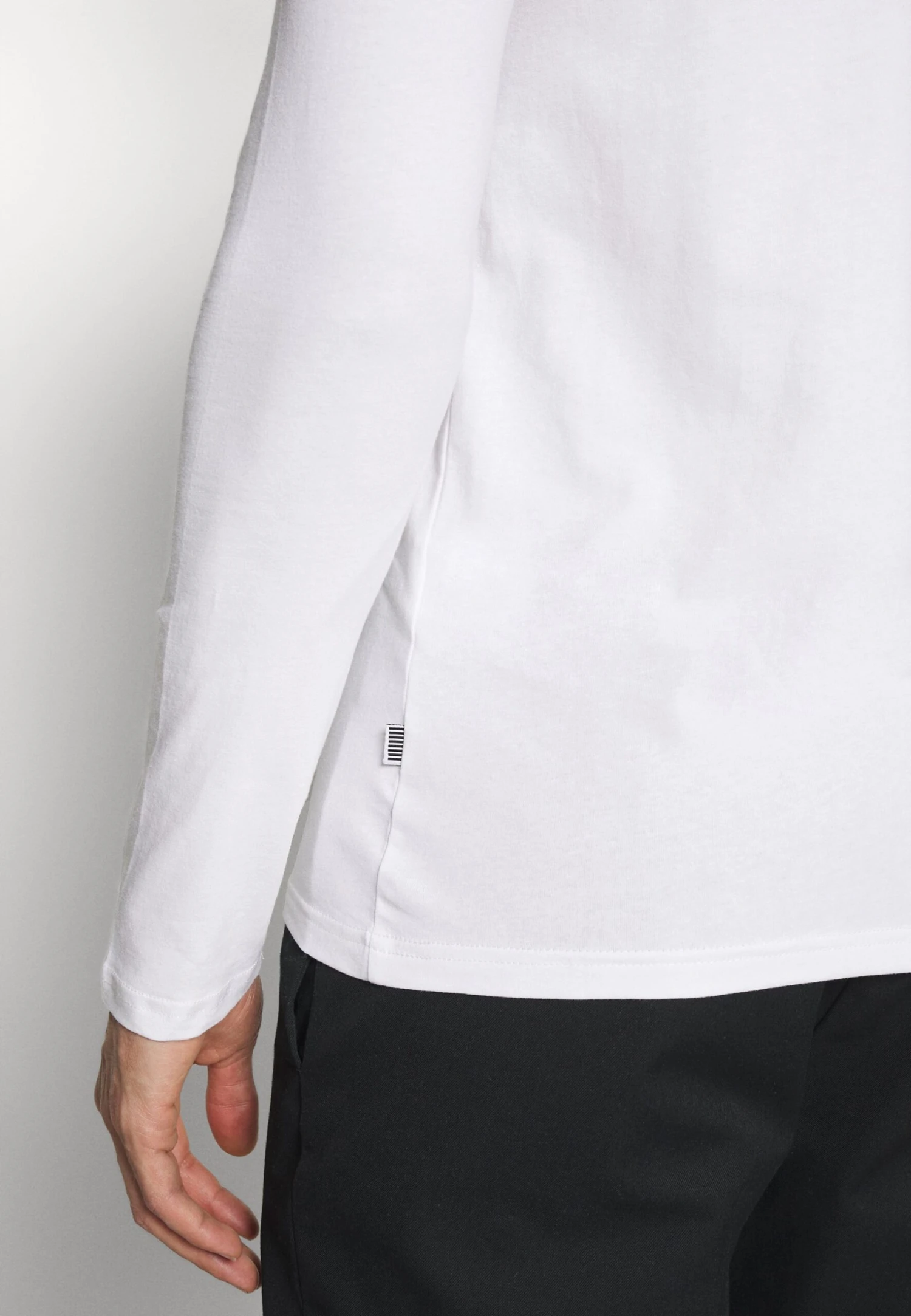 Pier One 2 Pack - Longsleeve - White/Black 7 Pier One 2 Pack - Longsleeve - White/Black - Afbeelding 7