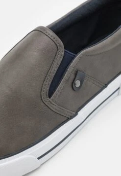 Pier One Unisex - Sneakers Laag - Grey 11 Pier One Unisex - Sneakers Laag - Grey -Herenkleding Winkel 8f4c3bab60a8427abbcea954eebfdf86