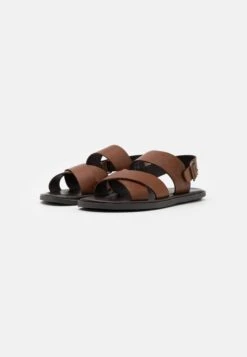 Pier One Unisex - Sandalen - Cognac -Herenkleding Winkel 93d59b6c78964396a0134fb24776a5f7