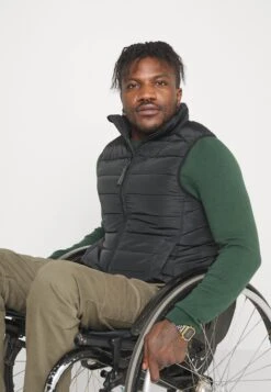 Pier One Bodywarmer - Black 15 Pier One Bodywarmer - Black -Herenkleding Winkel a6287727bfd1418cabf8305da2875468