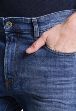 Pier One Straight Leg Jeans - Mid Blue -Herenkleding Winkel b86dfcaf98354d35b01b30966e418ca1