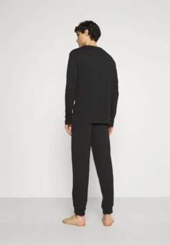 Pier One Pyjama - Black -Herenkleding Winkel b9b8fb88b64649ea840444d93817e424