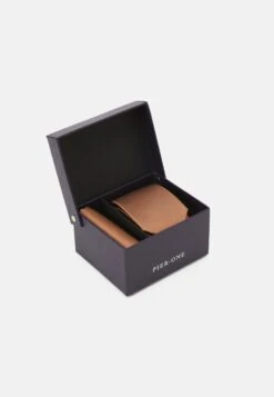 Pier One Set - Pochet - Brown -Herenkleding Winkel babe3a8e1d9249caa1f087b31d93f505