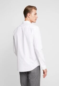 Pier One 2 Pack - Zakelijk Overhemd - White/Light Blue 8 Pier One 2 Pack - Zakelijk Overhemd - White/Light Blue -Herenkleding Winkel be6c104a9fb24ec4b7e3fbf862bb62fa