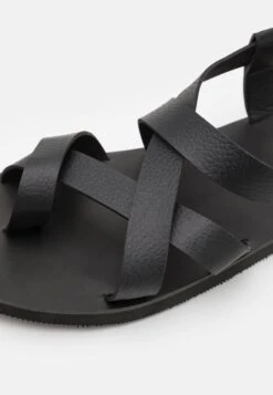 Pier One Teensandalen - Black 11 Pier One Teensandalen - Black -Herenkleding Winkel bfc9cb202a1044a7af0b0ffa2591ad7d