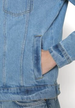 Pier One Spijkerjas -Blue -Herenkleding Winkel d3e819b17ed341f0bd01c20fe45e7b4d