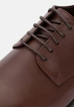 Pier One Veterschoenen - Dark Brown 11 Pier One Veterschoenen - Dark Brown -Herenkleding Winkel e7d5168555e147f3bd2b539ed3404177