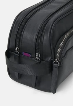 Pier One Toilettas - Black 7 Pier One Toilettas - Black -Herenkleding Winkel f533c08f73014507a19f0f1471b18552